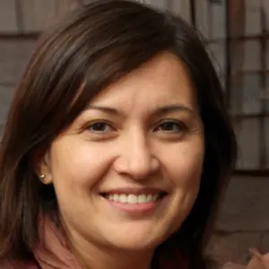 Petra E., Sales Manager